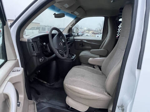 2015 GMC Savana 2500