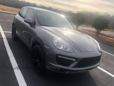 2013 Porsche Cayenne for sale at R Garage Auto Sales in Decatur GA
