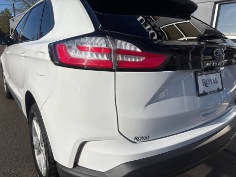 2023 Ford Edge SE
