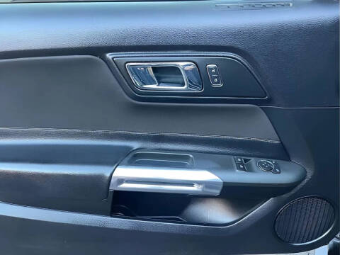 2016 Ford Mustang EcoBoost Premium