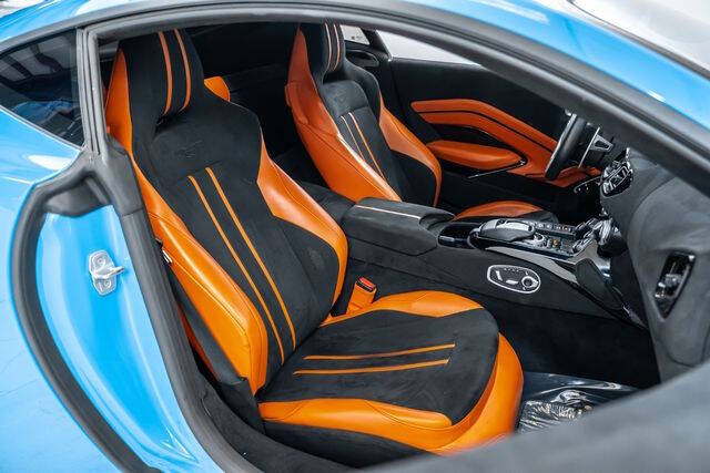 2020 Aston Martin Vantage