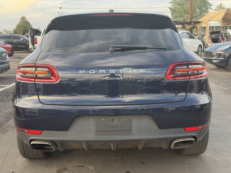 2017 Porsche Macan