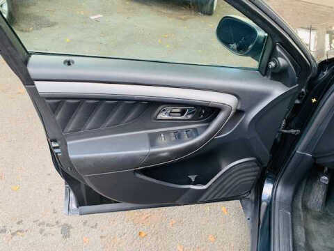 2011 Ford Taurus SEL