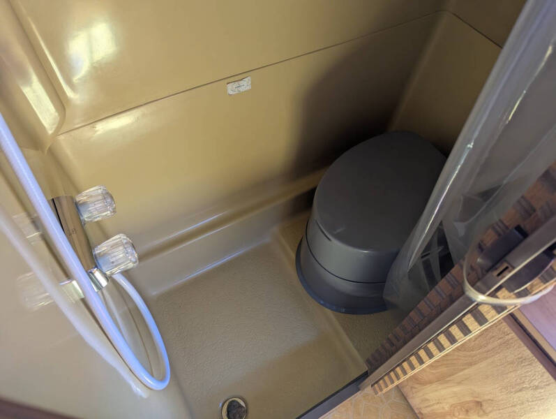 1977 Jayco Wren / 17ft
