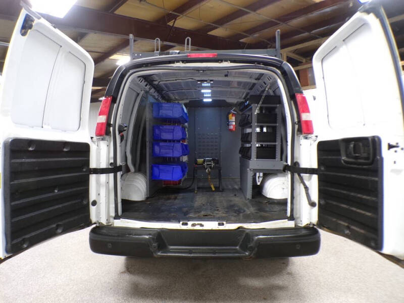 2017 Chevrolet Express 2500