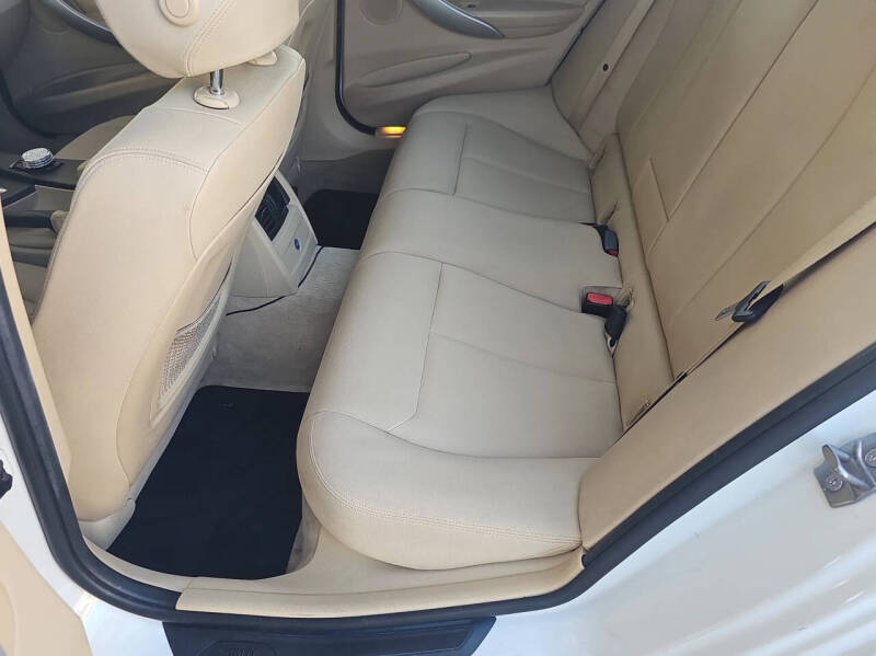 2013 BMW 3 Series 328i