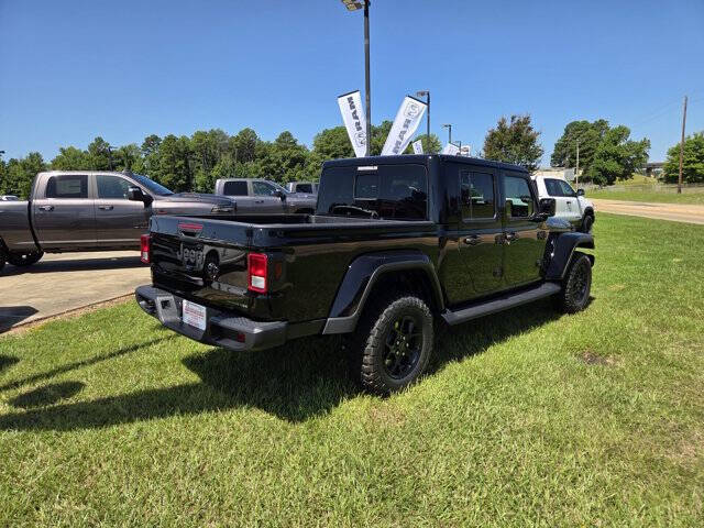 2025 Jeep Gladiator High Tide