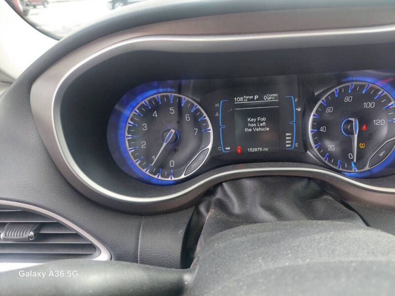2017 Chrysler Pacifica Touring-L