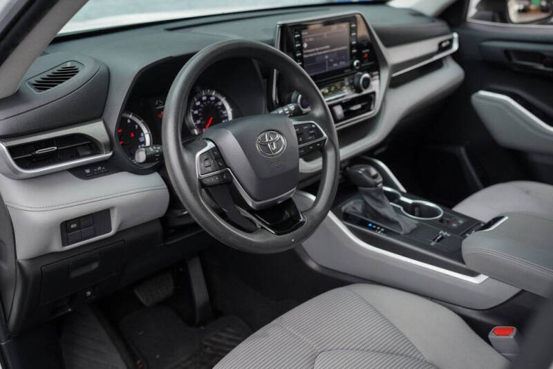 2021 Toyota Highlander L