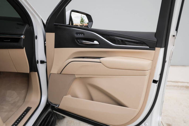 2021 Cadillac Escalade Premium Luxury
