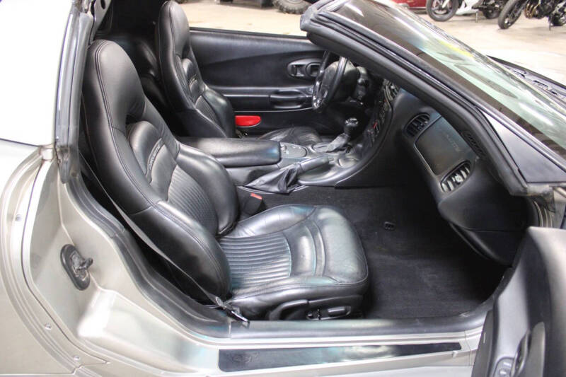 2001 Chevrolet Corvette