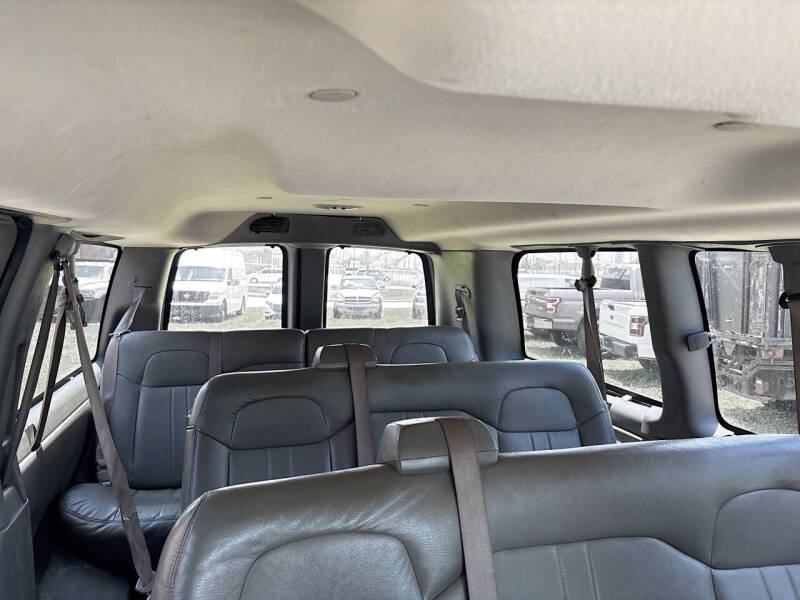 2017 Chevrolet Express LS 2500