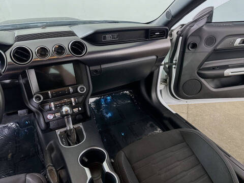 2022 Ford Mustang Mach 1