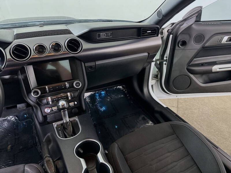 2022 Ford Mustang Mach 1
