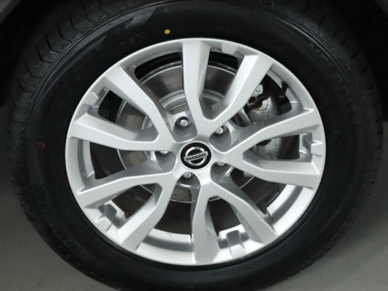 2022 Nissan Rogue Sport S