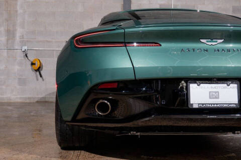 2024 Aston Martin DB12 V8