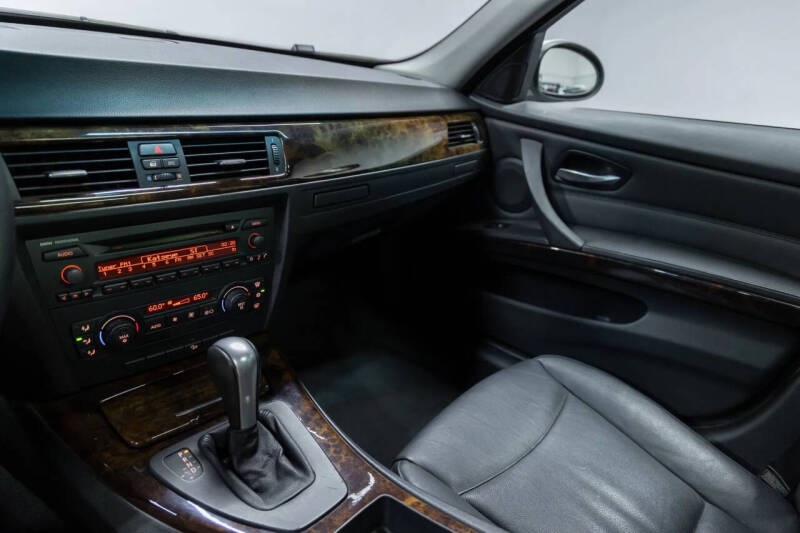 2006 BMW 3 Series 325xi