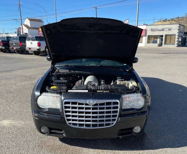 2006 Chrysler 300 SRT-8