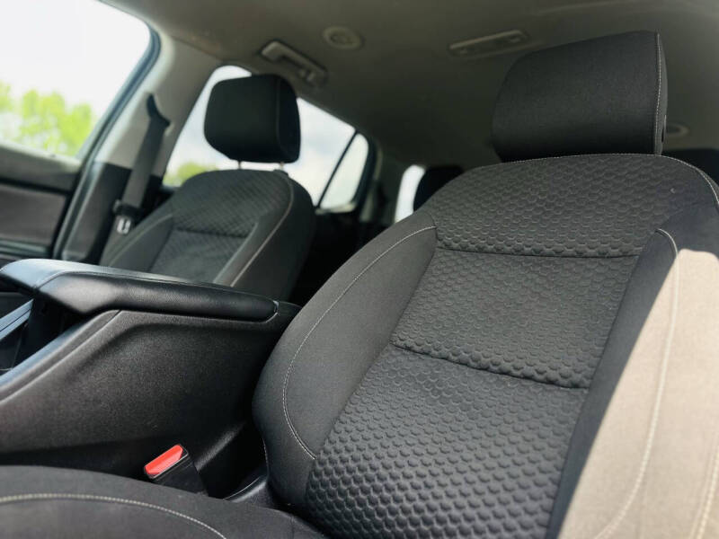 2018 GMC Acadia SLE-2