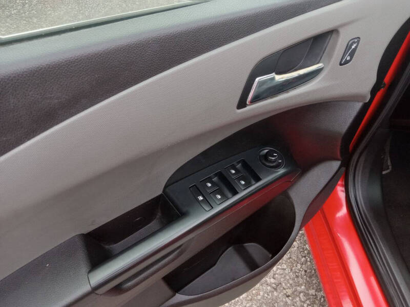 2016 Chevrolet Sonic LTZ Auto