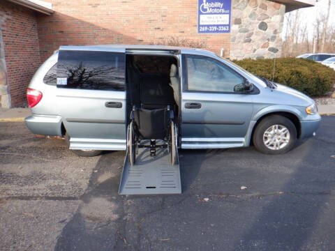 2006 Dodge Grand Caravan for sale at Mobility Motors LLC - A Wheelchair Van in Battle Creek MI
