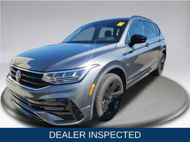 2024 Volkswagen Tiguan SE R-Line Black