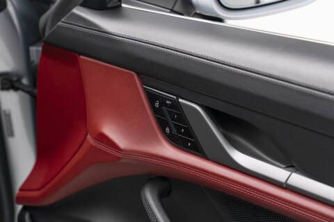 2020 Porsche Taycan Turbo