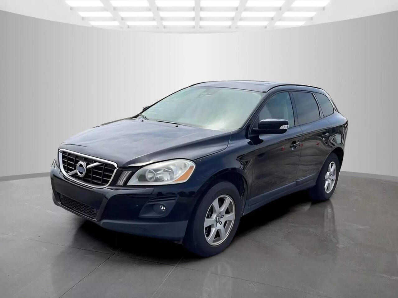 2010 Volvo XC60 for sale at Used Cars Toledo in Oregon, OH