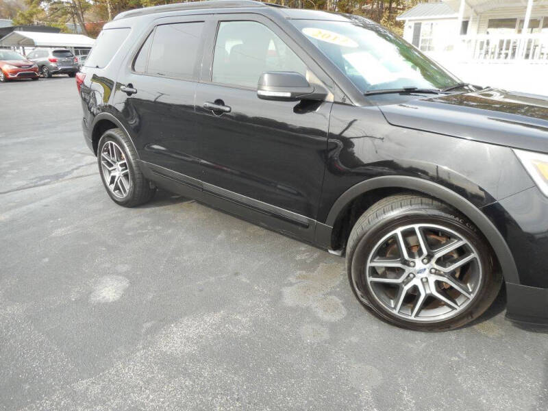 2017 Ford Explorer Sport