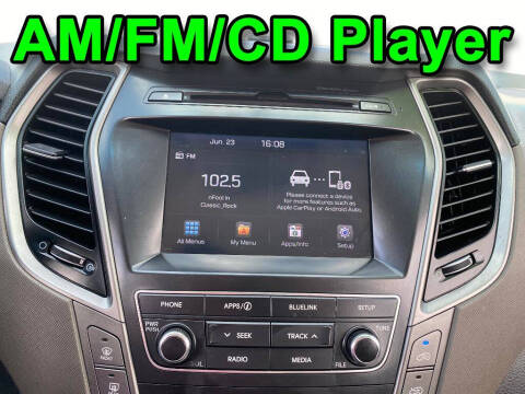 2017 Hyundai Santa Fe SE