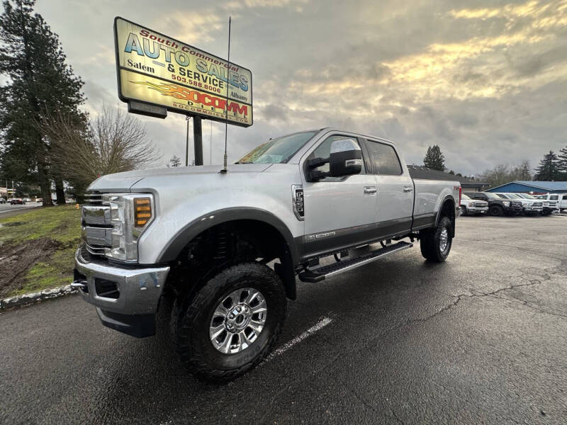 2019 Ford F-350 Super Duty Lariat's photo