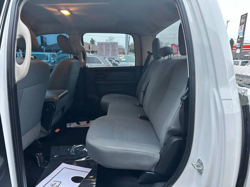 2018 RAM 1500 Express