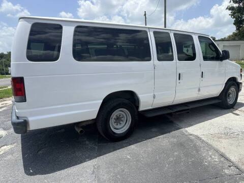 2013 Ford E-Series E-350 SD XL