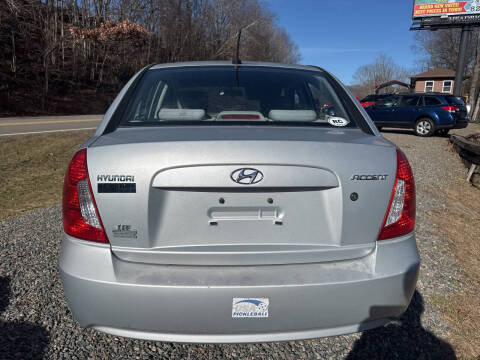 2011 Hyundai Accent GLS