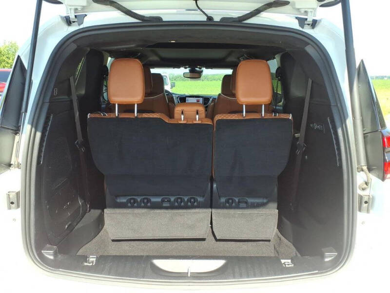 2025 Chrysler Pacifica Pinnacle