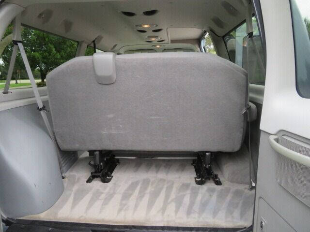 2014 Ford E-Series E-150 XLT