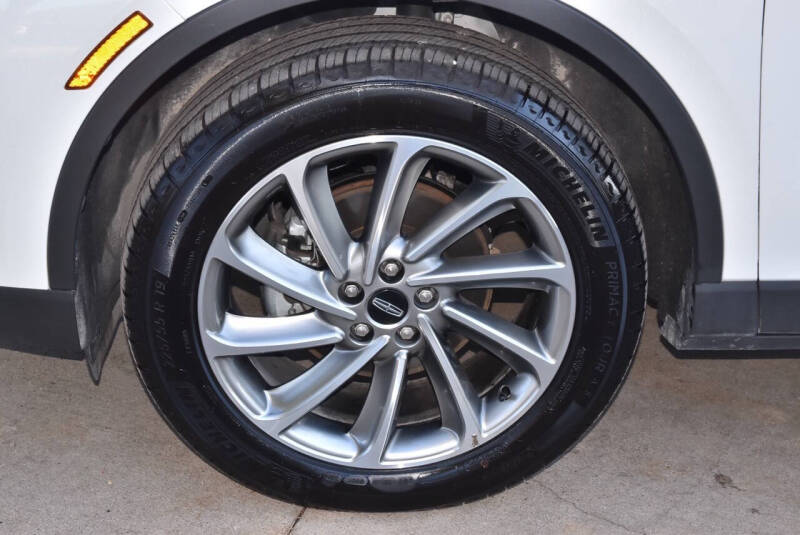 2025 Lincoln Corsair Premiere