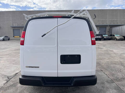 2019 Chevrolet Express 2500