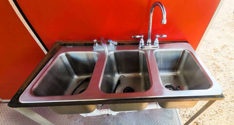 2000 BBQ Food Truck; Custom Gooseneck