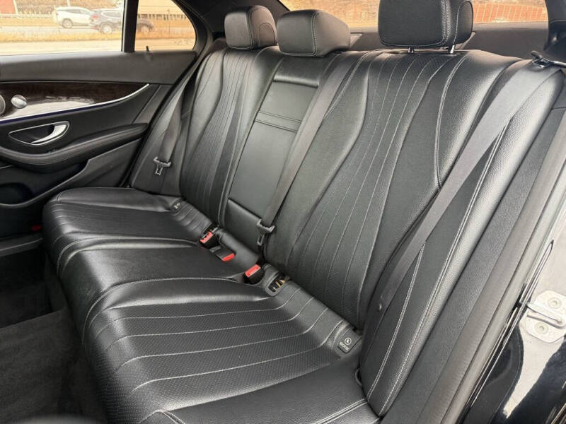 2017 Mercedes-Benz E-Class E 300 4MATIC