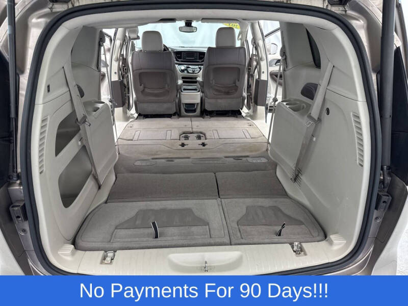 2017 Chrysler Pacifica Touring-L