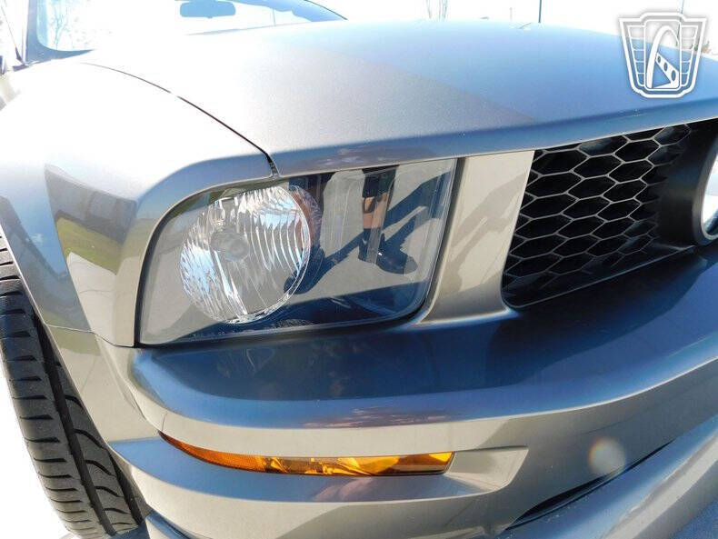2005 Ford Mustang