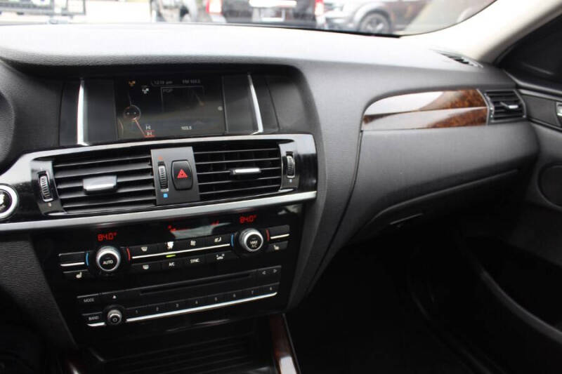 2017 BMW X4 xDrive28i