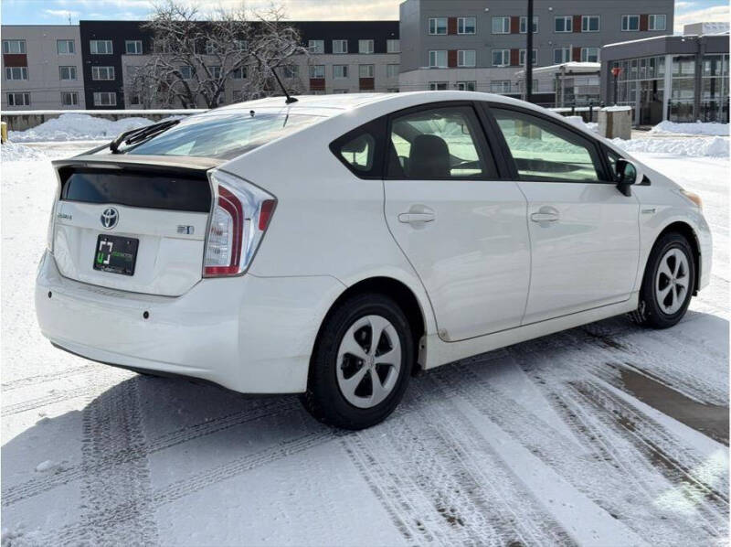 2012 Toyota Prius Two