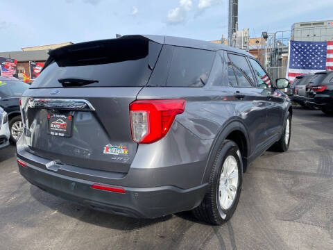 2021 Ford Explorer