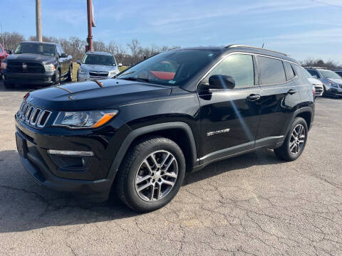 2017 Jeep Compass for sale at SOUTH COUNTY AUTO CENTER in Weldon Spring MO