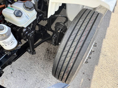 2016 Freightliner M2 106