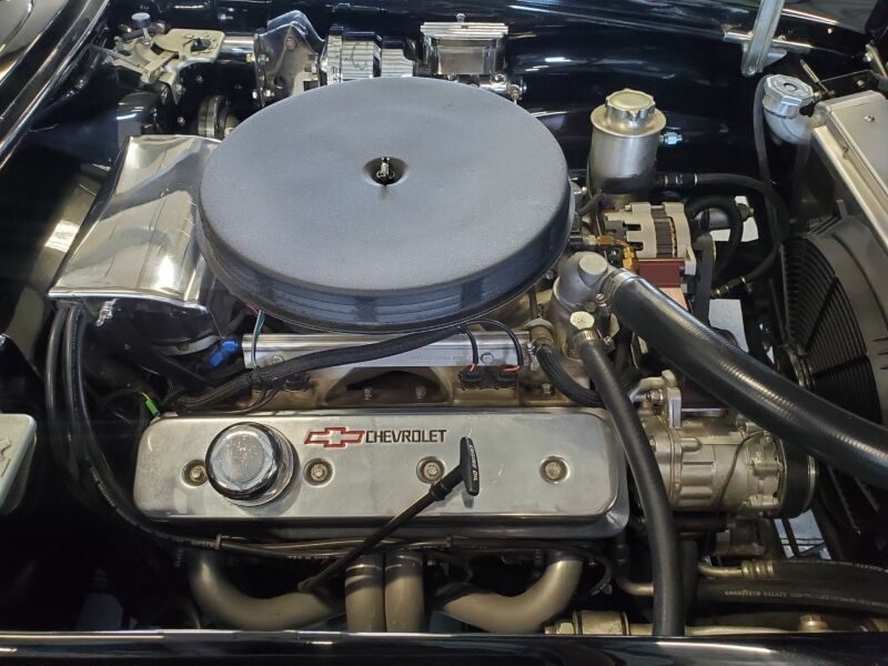 1962 Chevrolet Corvette 23