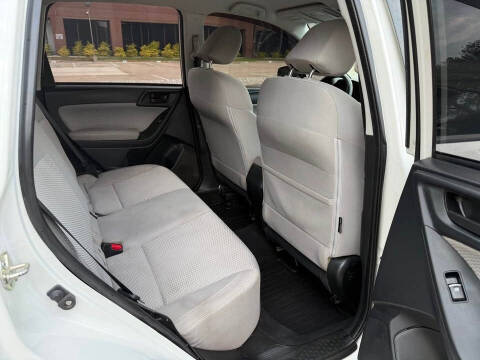 2017 Subaru Forester 2.5i