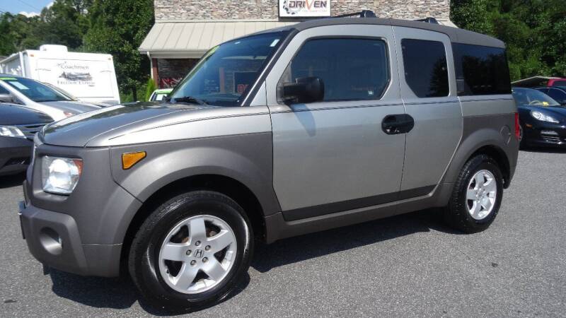 2003 Honda Element for sale at Driven Pre-Owned in Lenoir NC